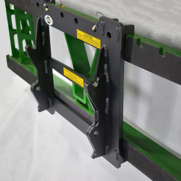 SubCompact Hitch Adapter for JD Quik-Tatch Hitch/54 Blade