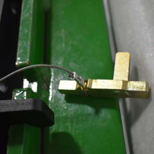 SubCompact Hitch Adapter for JD Quik-Tatch Hitch/54 Blade