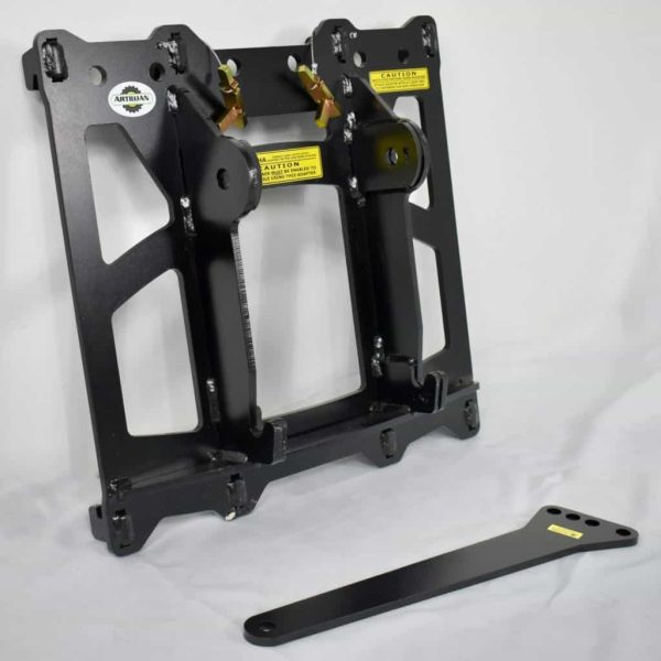 Artillian Compact Hitch Adapter for JD Quik-Tatch Hitch/54 Blade